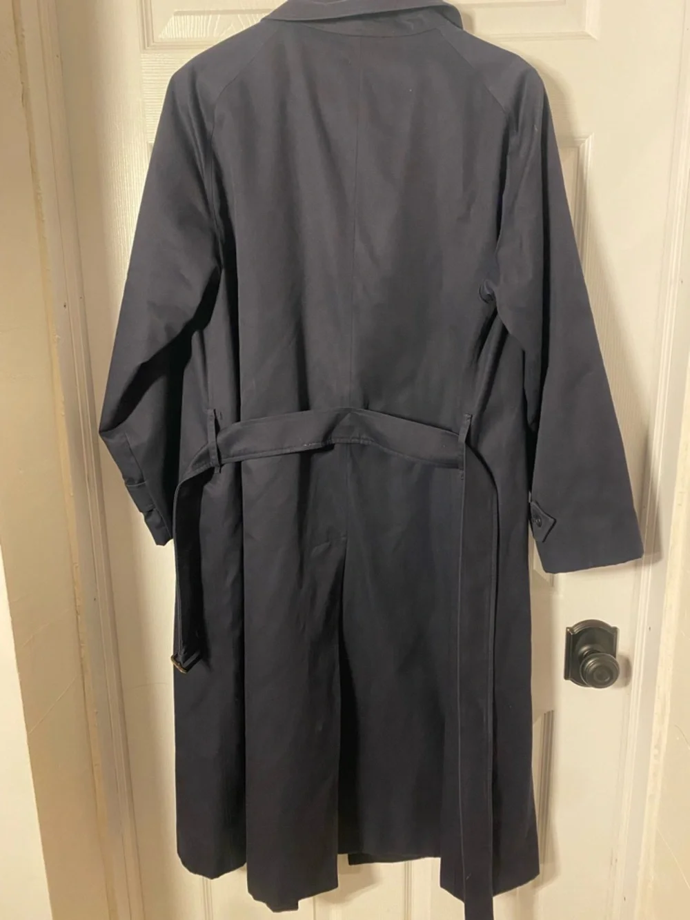 Burberry Navy Trench Coat with Check Lining - Picture 15 of 16
